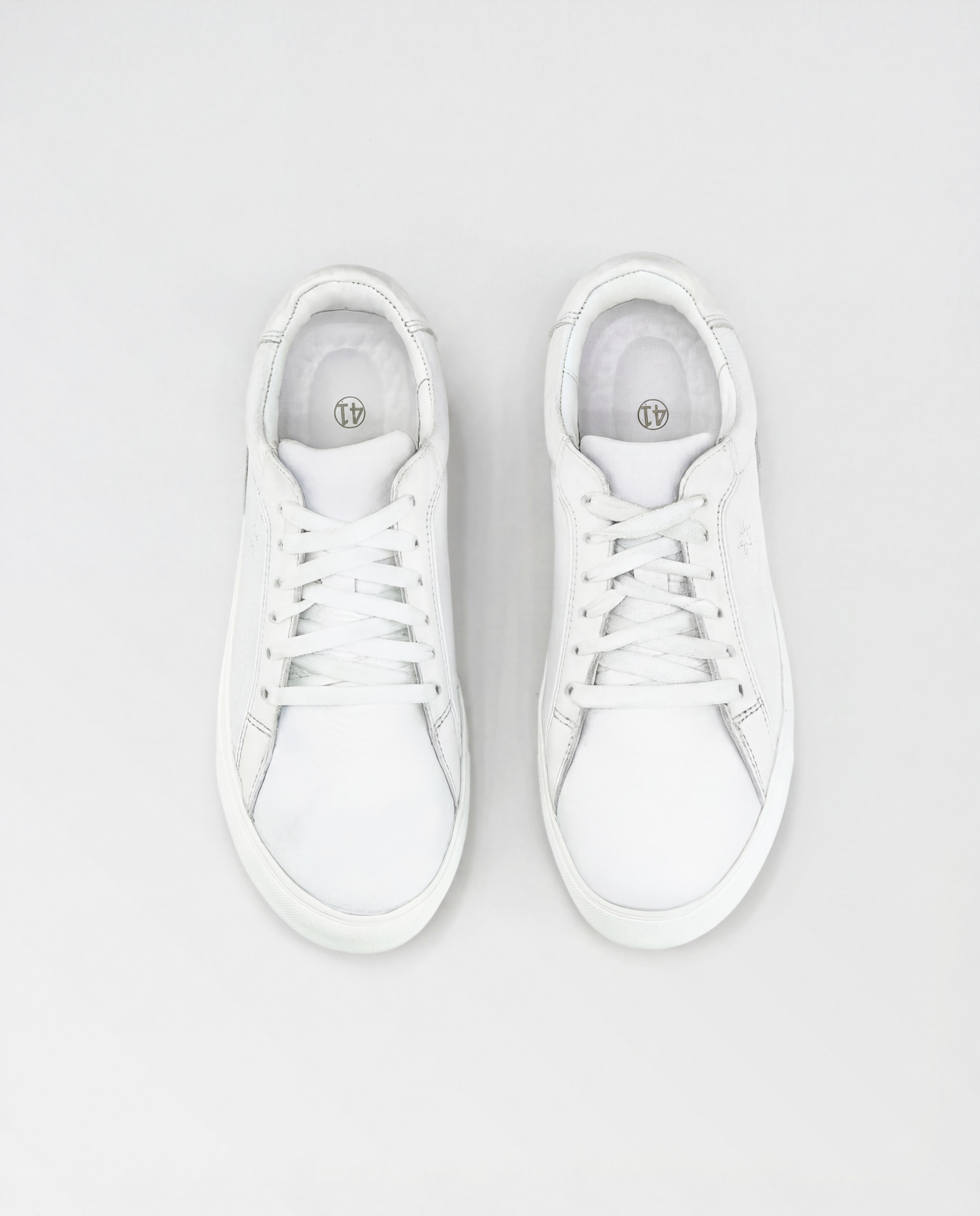 Aura Prime | Clean White