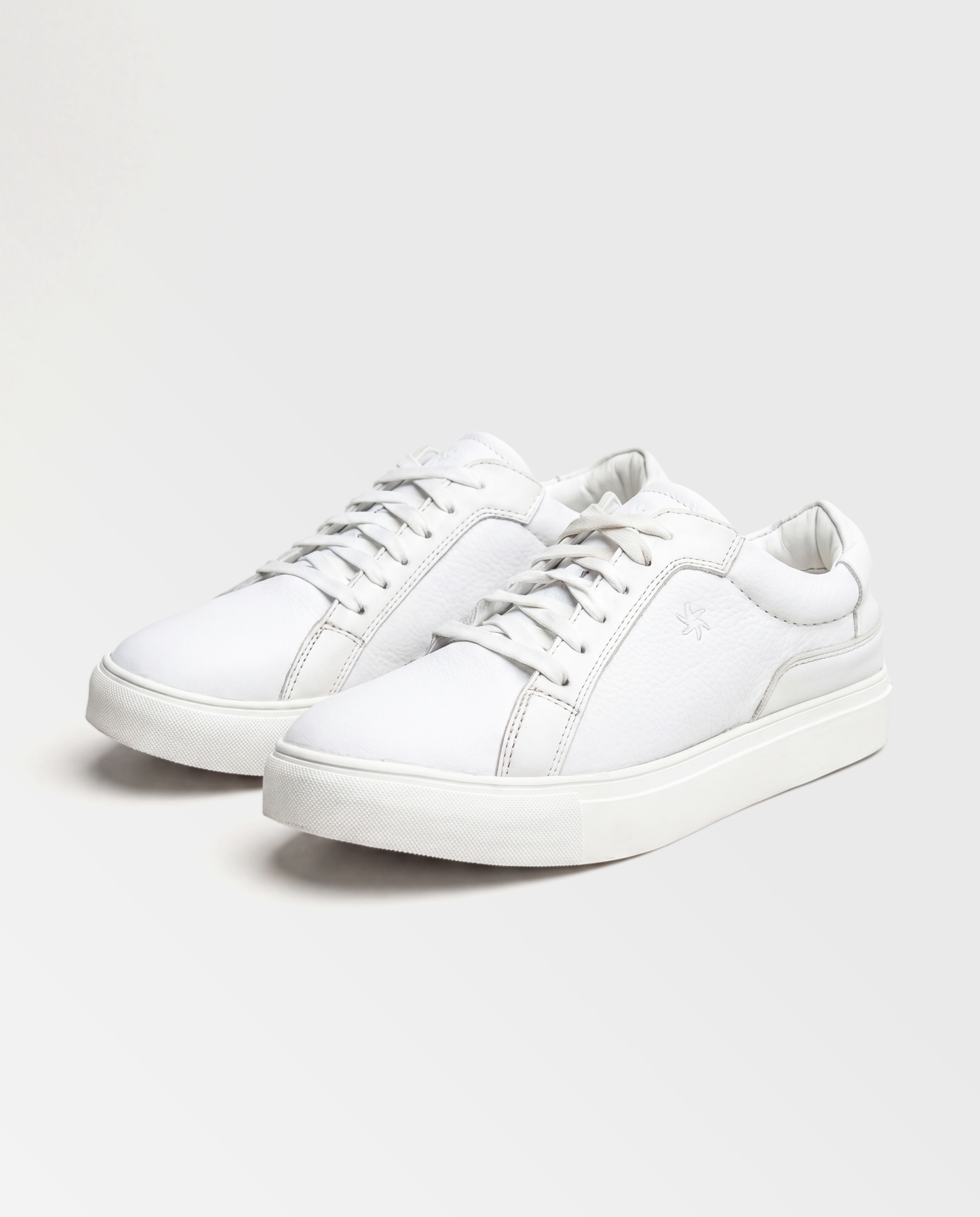 Aura Prime | Clean White